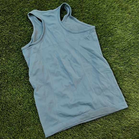 Athleta Power Up Racerback Tank - Picture 3 of 4